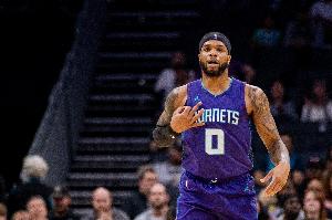 兩雙拿下！小橋上半場14投6中&三分8中4 得到18分10板1助