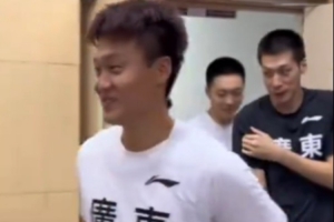 熟悉的聲音！廣東全運(yùn)男籃出場(chǎng)儀式 趙睿喊口號(hào)Let's go Tiger