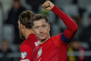 世預(yù)賽波蘭客場2-0擊敗立陶宛，萊萬破門、希曼斯基傳射