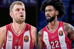 希臘豪門對決！韋津科夫兩分球9中9砍22分高效表現(xiàn) 帶隊贏球