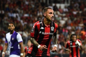 意媒：尤文可能冬窗再次嘗試簽?zāi)崴褂液笮l(wèi)克勞斯，他合同明夏到期