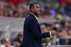 年薪180億印尼盾！印尼媒:解雇克魯伊維特需付合同剩余14個月工資