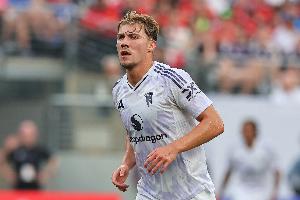 好友：霍伊倫加盟曼聯(lián)時或許還太年輕，他們一家對曼聯(lián)從未有怨恨