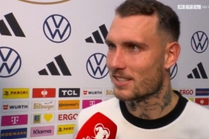 角球助攻！勞姆：向北愛爾蘭球迷致敬 這場勝利實(shí)至名歸