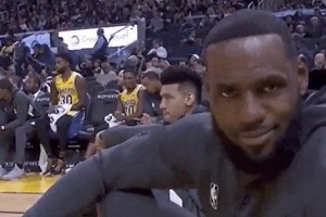 美網(wǎng)友熱議吹楊“決定1”：軒尼詩廣告+1?? 老詹超級模仿秀！