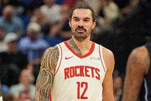 正負(fù)值+26全場最高！亞當(dāng)斯24分鐘填滿數(shù)據(jù)欄 貢獻(xiàn)2分9板&6前場板