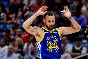 期待常規(guī)賽！庫里僅戰(zhàn)3節(jié)15次出手13次罰球拿下全場最高28分！