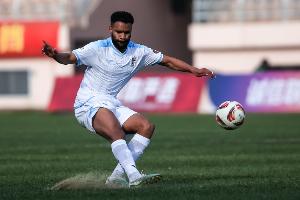 博主：大連英博周日為羅伯森舉辦退役儀式，他18日抵達大連