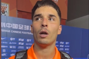 魯媒：外援中衛(wèi)洛佩斯未達(dá)預(yù)期，若無(wú)起色或不在泰山隊(duì)未來(lái)計(jì)劃中