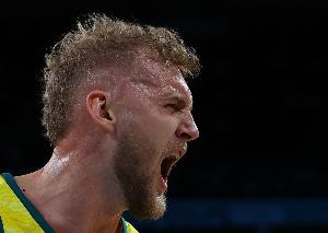 開發(fā)新武器！蘭代爾三分5投4中 轟下12分3籃板1蓋帽