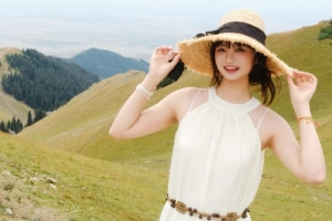 小楊在替補席落淚了！楊瀚森女友曬駕車照打趣：接小哭包咯