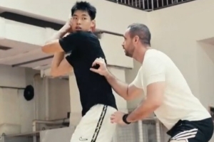 感覺回來了！崔永熙球場康復訓練更新 用受傷的左腳第1次發(fā)力扣籃