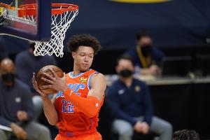 Exhibit?10合同！尼克斯官方：球隊裁掉19年45號秀以賽亞-羅比