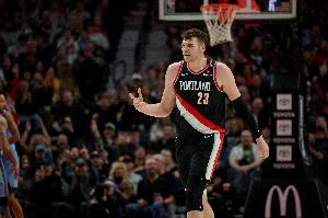 媒體人：克林根三分把握度確在提升 夏天一直在持續(xù)加練這項(xiàng)技能