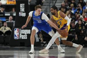 菜鳥賽季就有望沖防陣！季前賽對(duì)手在弗拉格防守下合計(jì)37投8中