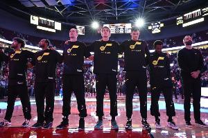 上賽季是爵士隊(duì)史首次單賽季60+負(fù)！其余各隊(duì)都有單賽季60+負(fù)歷史