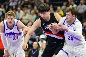 美記：楊瀚森移動&防守的問題會被對手針對 目前還沒有變好的跡象