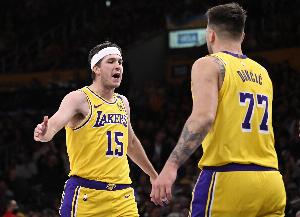 雷迪克：東契奇里夫斯是進(jìn)攻極具活力球員 他們配合默契會(huì)更好