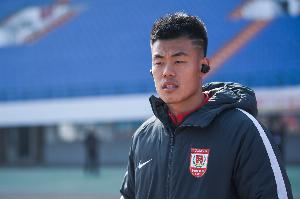 距保級區(qū)2分！譚龍：我們還有三場球的機會，我覺得還有希望