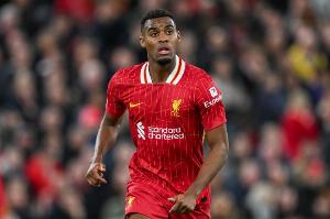 斯洛特：換下赫拉芬貝赫是因?yàn)樗四_踝，他的確有傷病隱憂