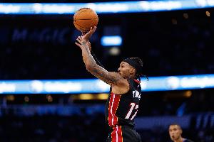 賈米爾-楊簽雙向！斯波：他展現了持球時的速度敏捷性和三分能力