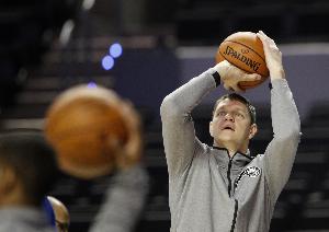 莫茲戈夫：新秀時以為能長留紐約 被交易后意識到誰都可能被交易