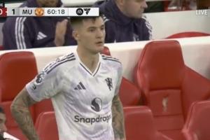 第61分鐘曼聯(lián)換上舍什科，芒特被換下