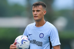 記者：國米正關(guān)注小將斯坦科維奇，球隊(duì)有回購條款及轉(zhuǎn)會(huì)分成