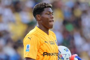 補(bǔ)時撲點(diǎn)立大功！記者：米蘭派球探考察鈴木彩艷，現(xiàn)身價2000萬歐