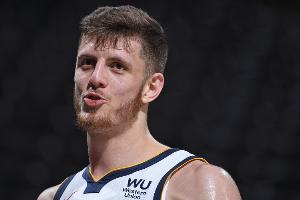 哈滕：最艱難時期是在掘金 你只能打約基奇替補且只能打10分鐘