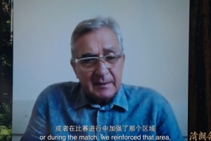 伊萬(wàn)：我們討論過(guò)是雙后腰還是單后腰，在一些比賽中使用了雙后腰