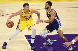 三后衛(wèi)+死亡五漏！77和小里掄冒煙又如何 湖勇的最大差距是防守？