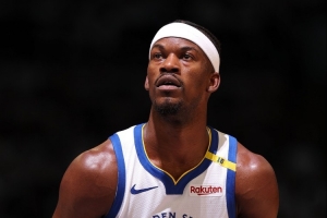 殺傷力十足！巴特勒首節(jié)3中2貢獻12分 罰球7中7