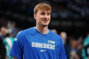 納什：弗拉格還不是主要持球創(chuàng)造者&更像瑞士軍刀 他不必去爛隊