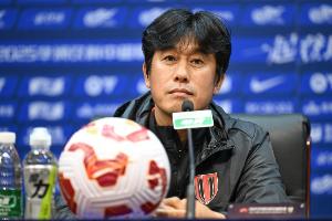 徐正源：很抱歉無(wú)法全主力出戰(zhàn)，后面還有很多比賽，回去好好總結(jié)