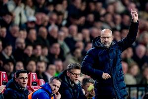 23-24賽季以來埃因霍溫禁區(qū)外進10球歐冠最多，對那不勒斯單場3球