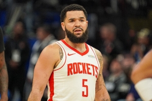 巴爺：想知道范弗里特缺席有多大影響 上賽季他是球隊(duì)心臟和靈魂