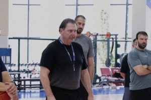 Stick to the grind！堅(jiān)持下去 福建男籃最新訓(xùn)練動態(tài)來襲