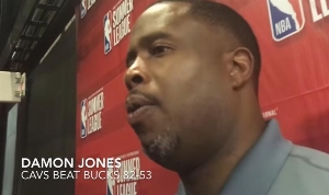 又來(lái)一位！美記：前NBA球員達(dá)蒙-瓊斯涉及賭博指控已被逮捕