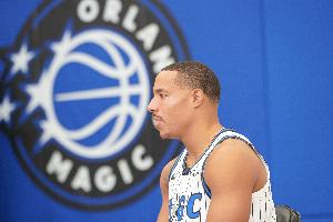 魔術(shù)主場(chǎng)對(duì)熱火先發(fā)：班凱羅+貝恩+薩格斯+小瓦+溫德爾-卡特