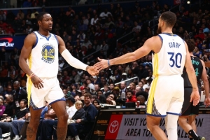 科爾：庫明加需要和庫巴持續(xù)打出化學反應 做好防守、反擊和三分