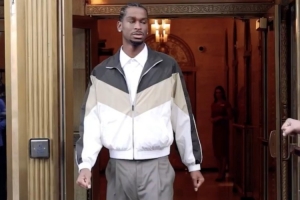 出發(fā)前往球館！雷霆眾將穿搭一覽 今天亞歷山大相當(dāng)“樸素”