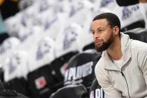 馬健：庫里這狀態(tài)打20個(gè)賽季都沒問題 健康的勇士很有機(jī)會(huì)打西決