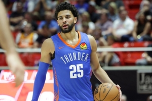 米切爾：今晚我們需很多人頂上來(lái) 我們?cè)趯Ｗ⒂谇蜿?duì)成功上做得好