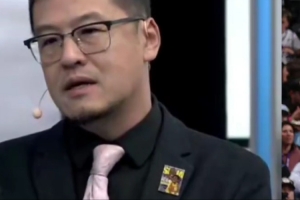 楊毅：根據(jù)季前賽判斷瀚森應(yīng)該上場(chǎng)10分鐘 沒想到開拓者改變輪換