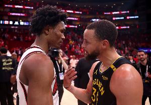 庫里下半場“僅得”28分！火箭媒體人無奈：總有一天會結束的…