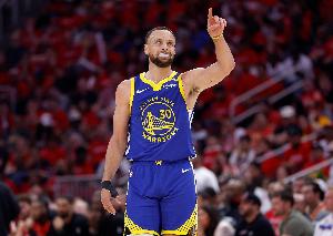 庫里：對手會利用失誤作燃料 送出輕松得分機(jī)會他們就會不斷施壓