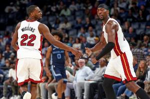 東強(qiáng)西弱？3場(chǎng)東西部對(duì)決東部全勝！獨(dú)行俠&火箭&灰熊西南3強(qiáng)齊負(fù)