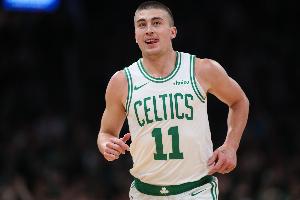 鐵！普理查德10投2中&三分7中1得到8分5板6助