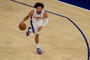 被包夾得很辛苦！康寧漢姆16投7中&三分8中3得21分7板9助 有8失誤